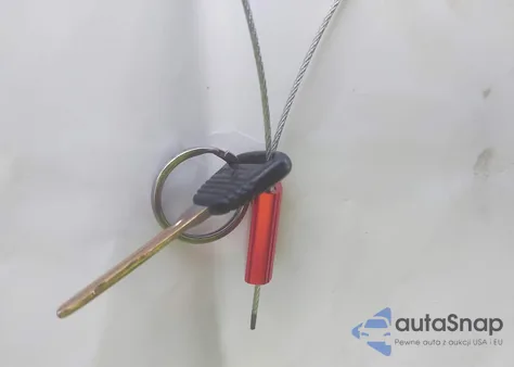 1998 Honda Civic Dx из США, поврежденный, VIN 2HGEJ6447WH101271